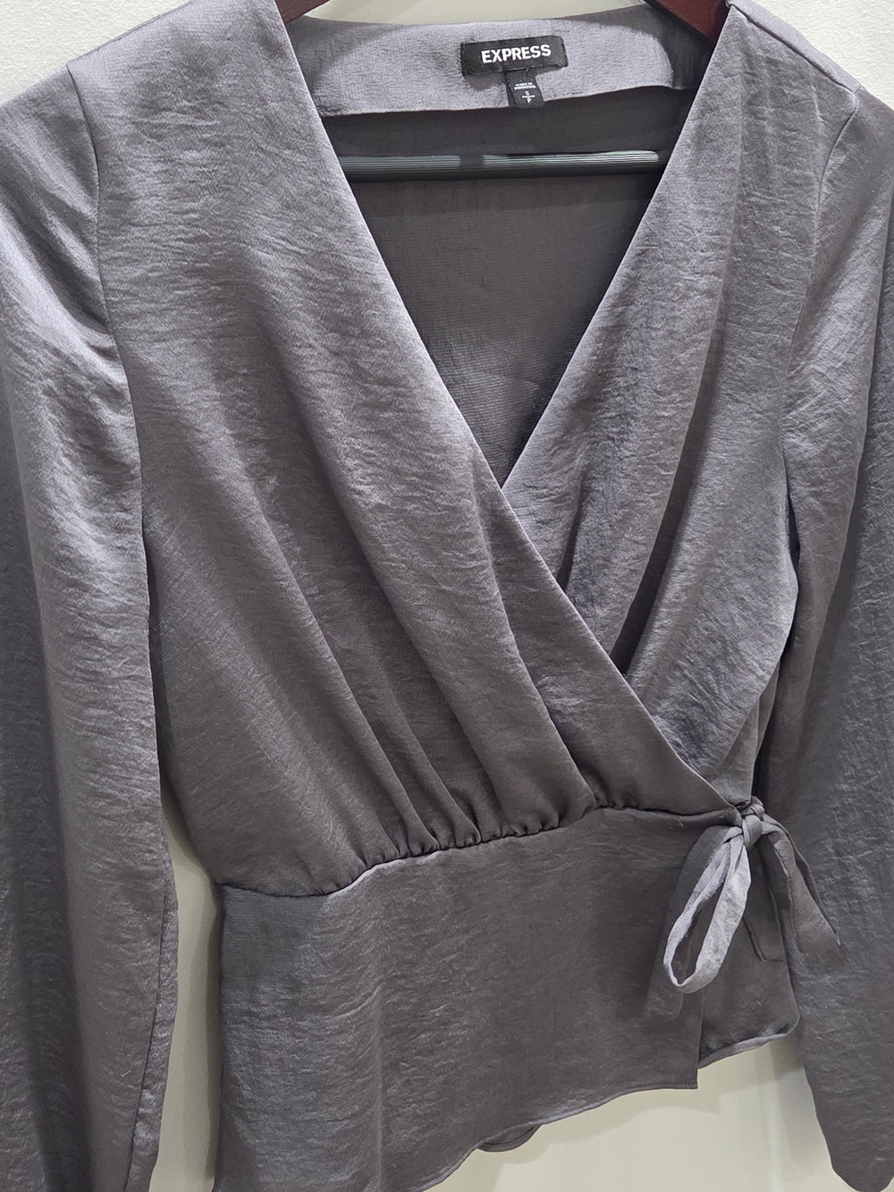 Express Women’s Gray Wrap Peplum Top - Picture 3 of 7